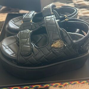 Kurt Geiger London Orson Sandals sz 7 like new/w box